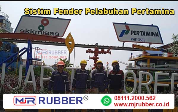 Pada Pelabuhan Pertamina, perawatan fender dilakukan rutin untuk memastikan kinerjanya tetap optimal